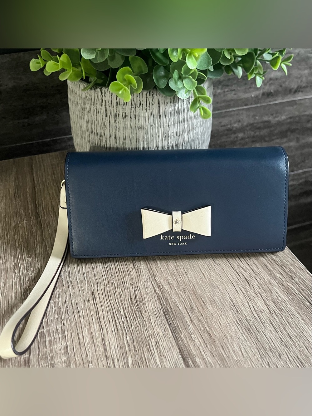 ♠️ Kate Spade Baldwin Street Linney French Navy Bow 🎀 Wallet Wristlet